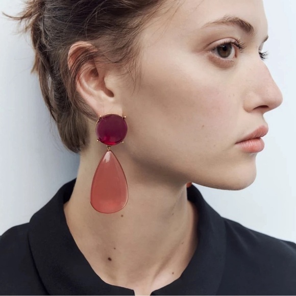 Zara Jewelry - Zara Resin Drop Earrings